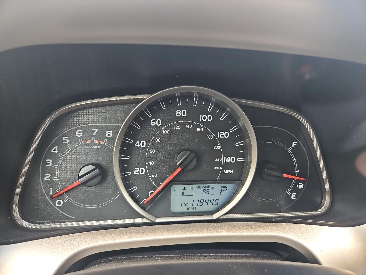 Toyota RAV4 XLE AWD 2013