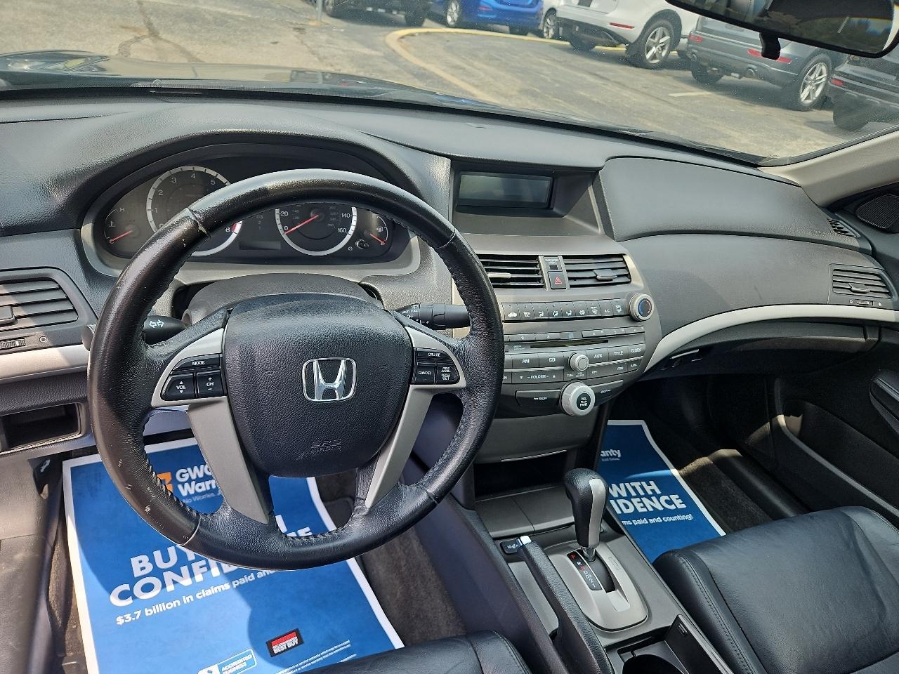 Honda Accord SE Sedan AT 2011