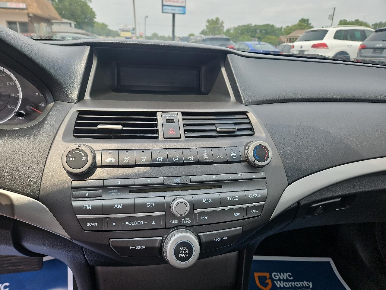 Honda Accord SE Sedan AT 2011
