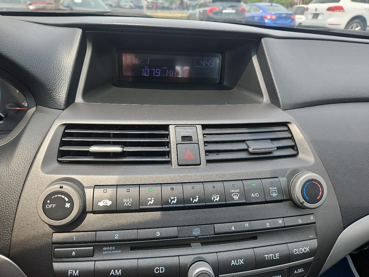 Honda Accord SE Sedan AT 2011