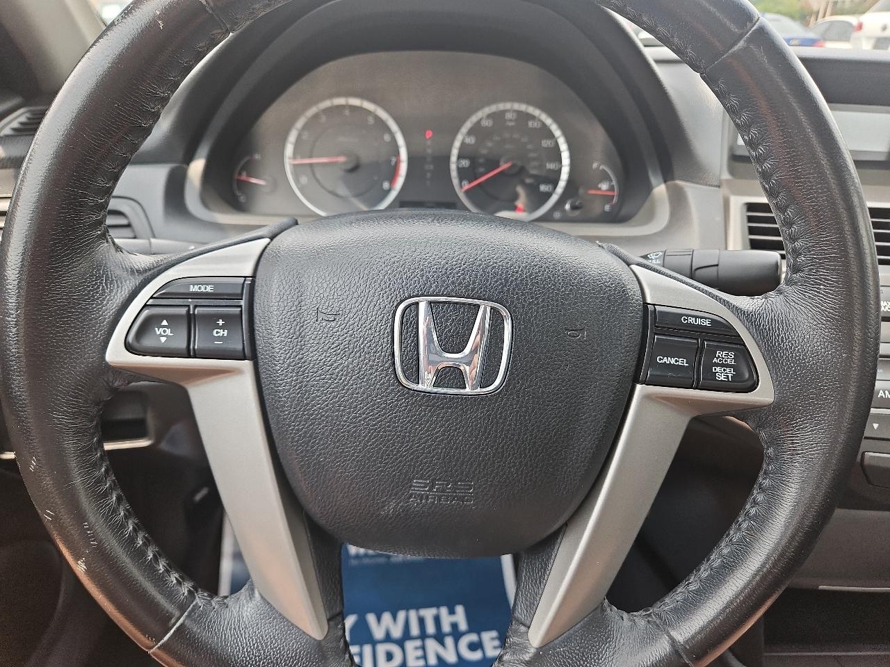 Honda Accord SE Sedan AT 2011