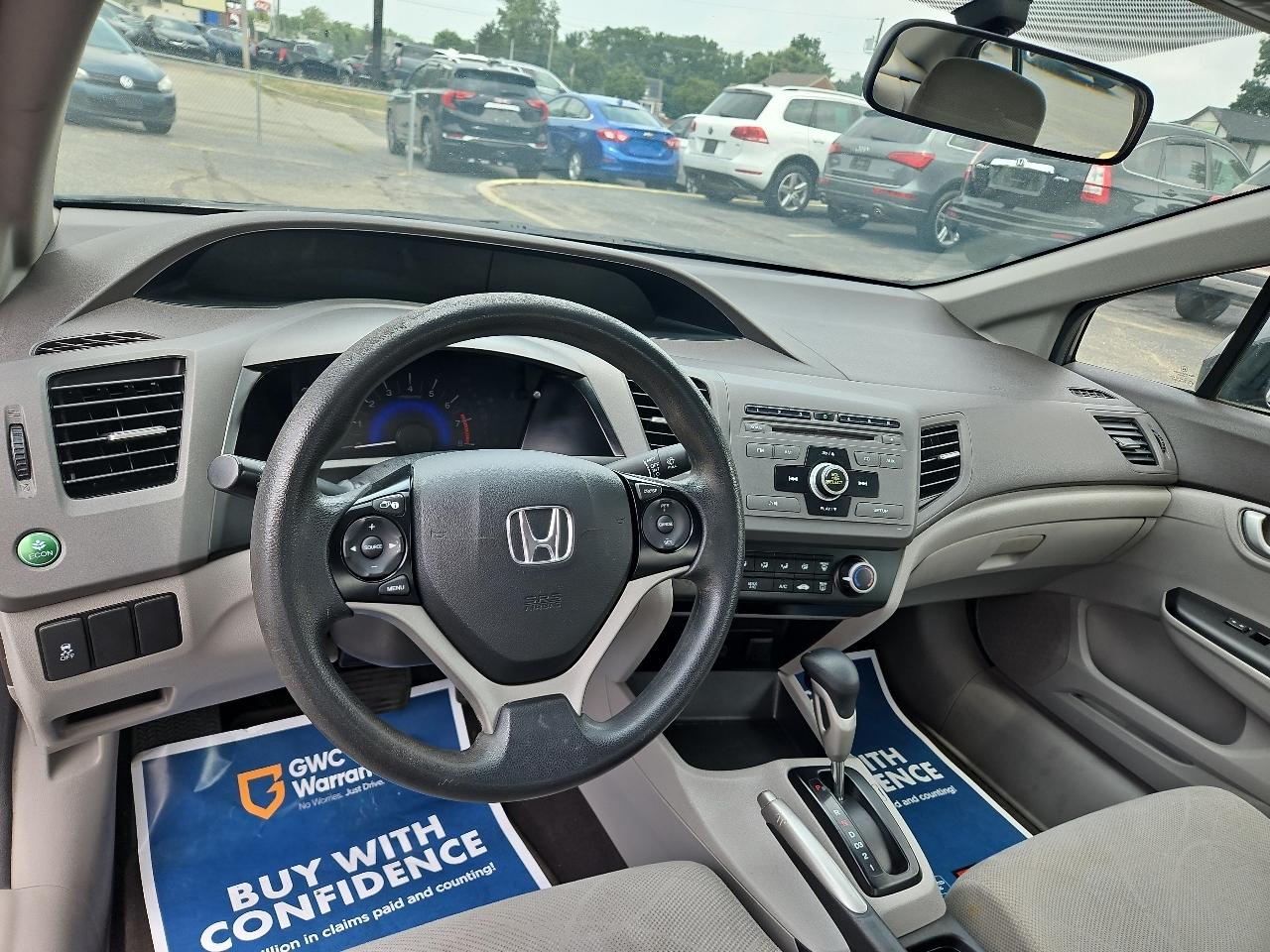 Honda Civic LX Sedan 5-Speed AT 2012