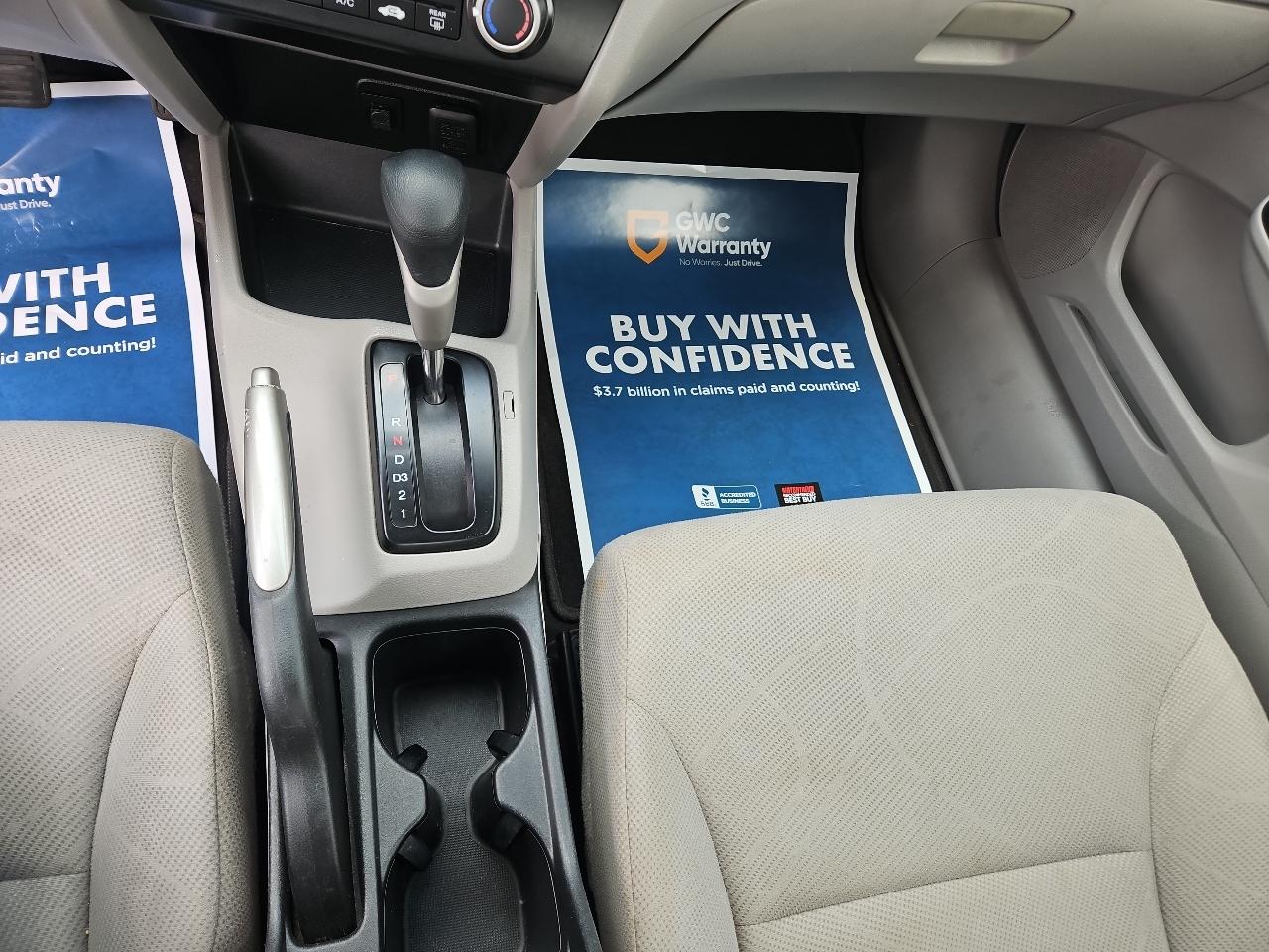Honda Civic LX Sedan 5-Speed AT 2012