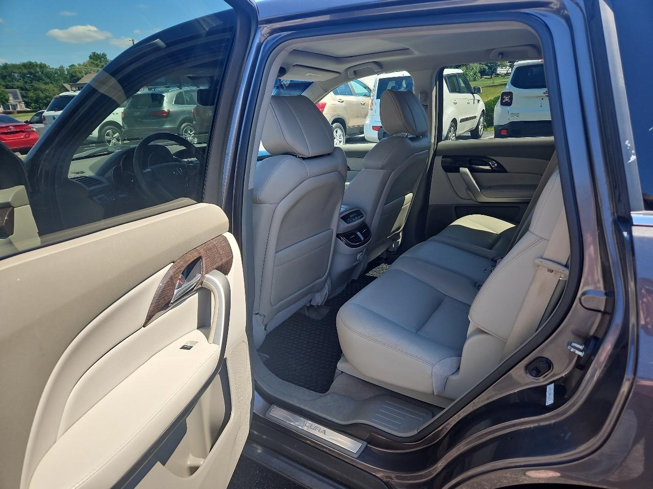 Acura MDX 6-Spd AT 2011