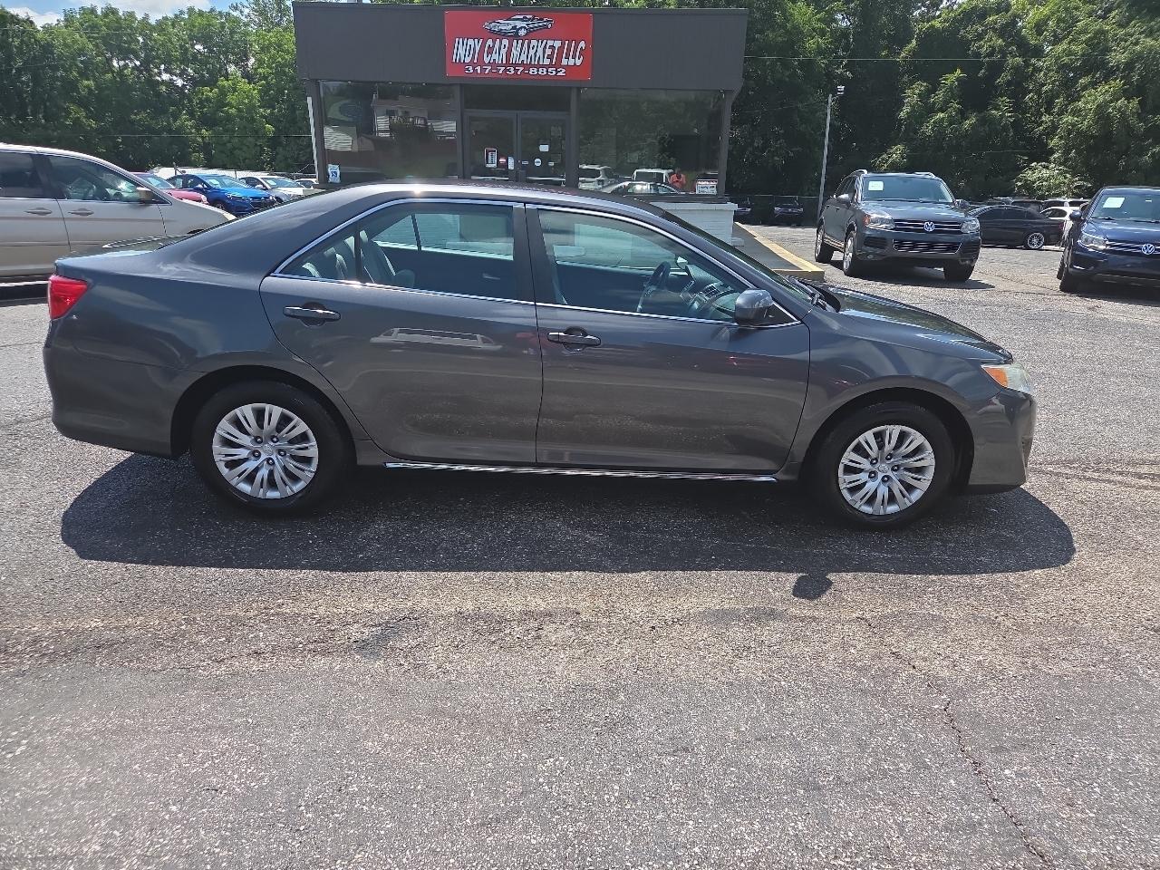 Toyota Camry LE 2012