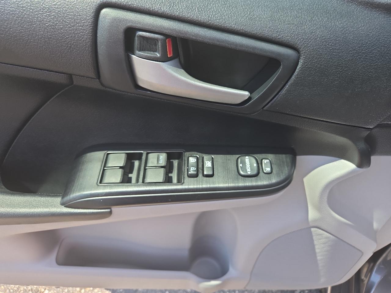 Toyota Camry LE 2012