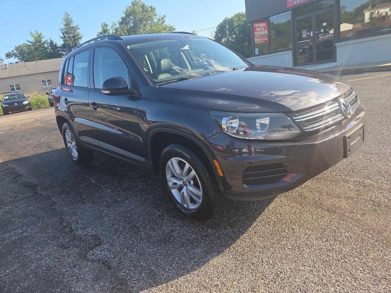 Volkswagen Tiguan SE 2016