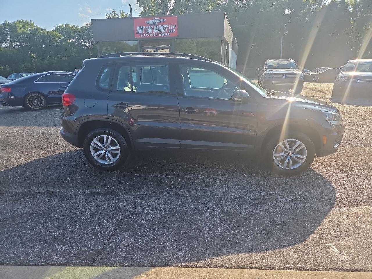 Volkswagen Tiguan SE 2016
