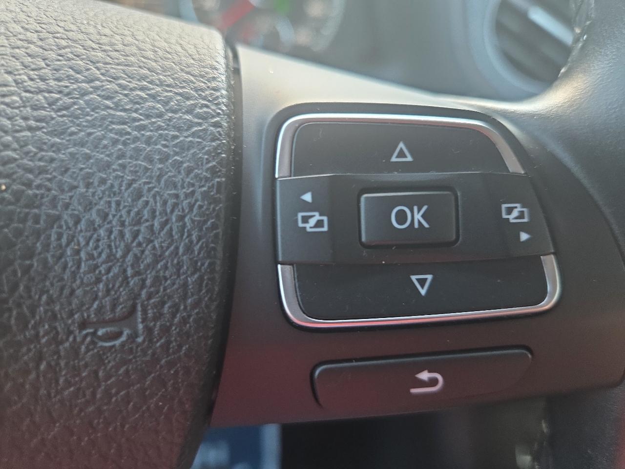 Volkswagen Tiguan SE 2016