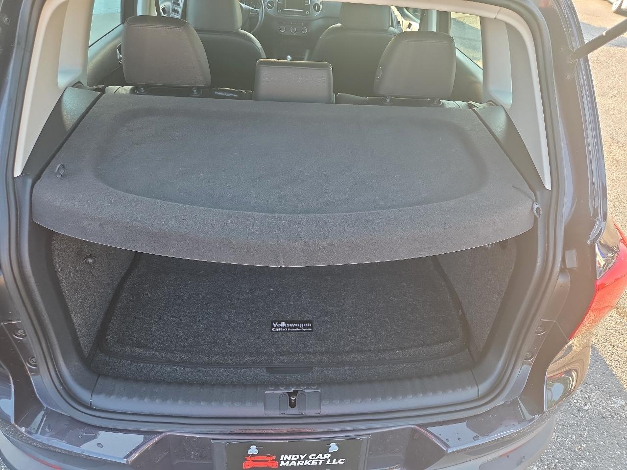 Volkswagen Tiguan SE 2016