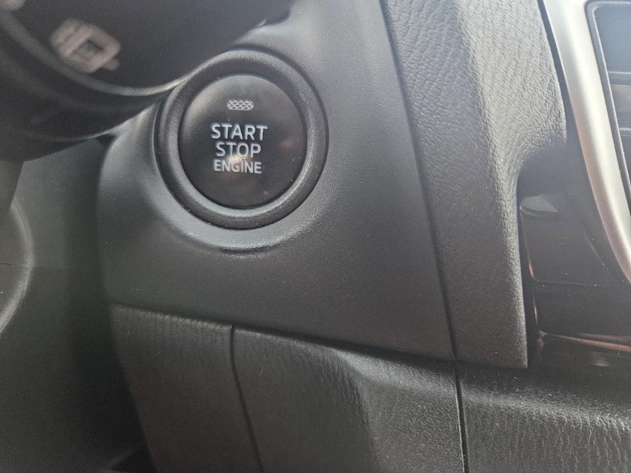 Mazda MAZDA3 i Touring AT 5-Door 2014