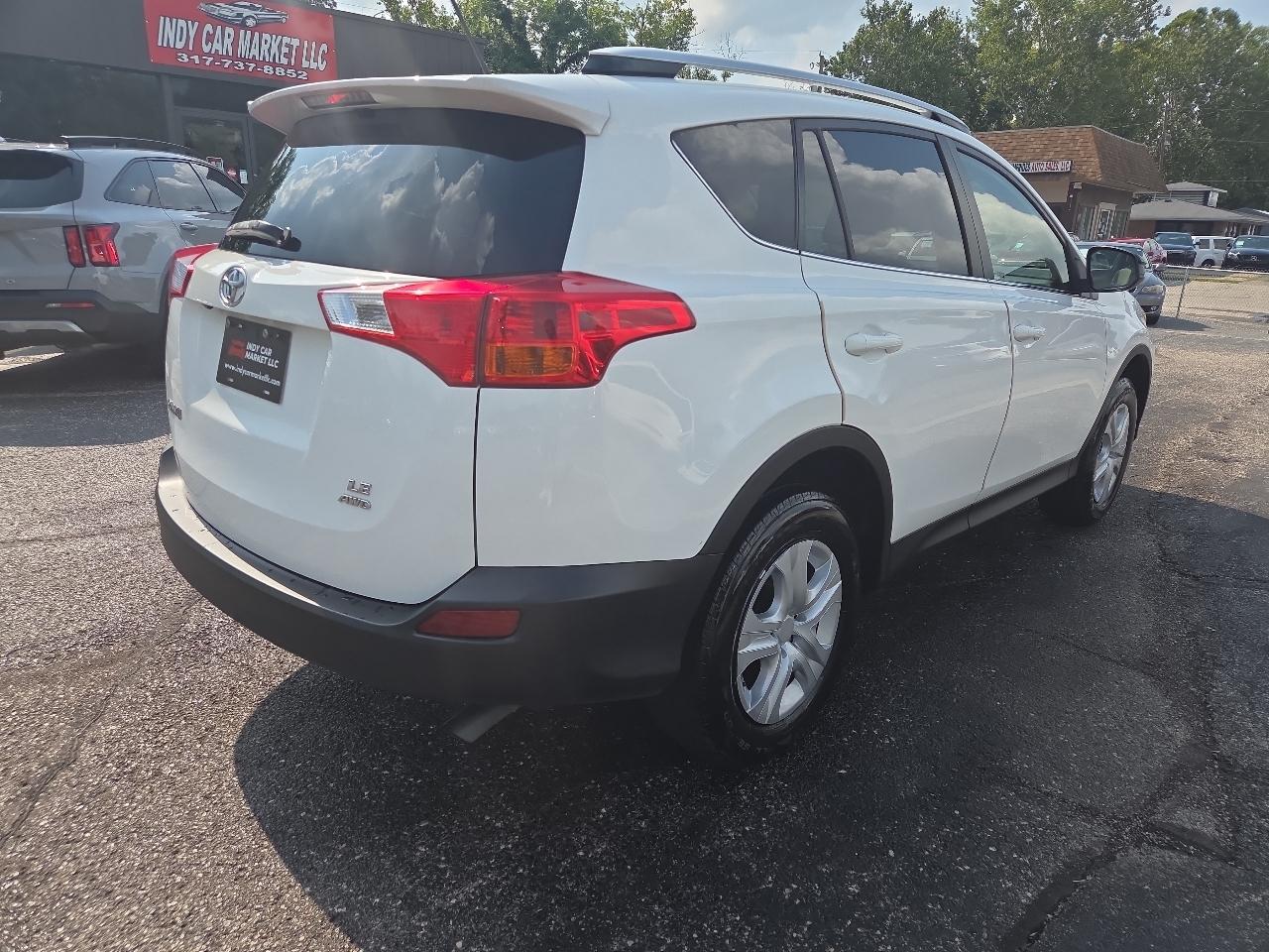 Toyota RAV4 LE AWD 2013