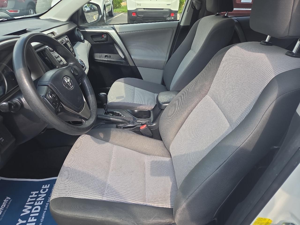Toyota RAV4 LE AWD 2013