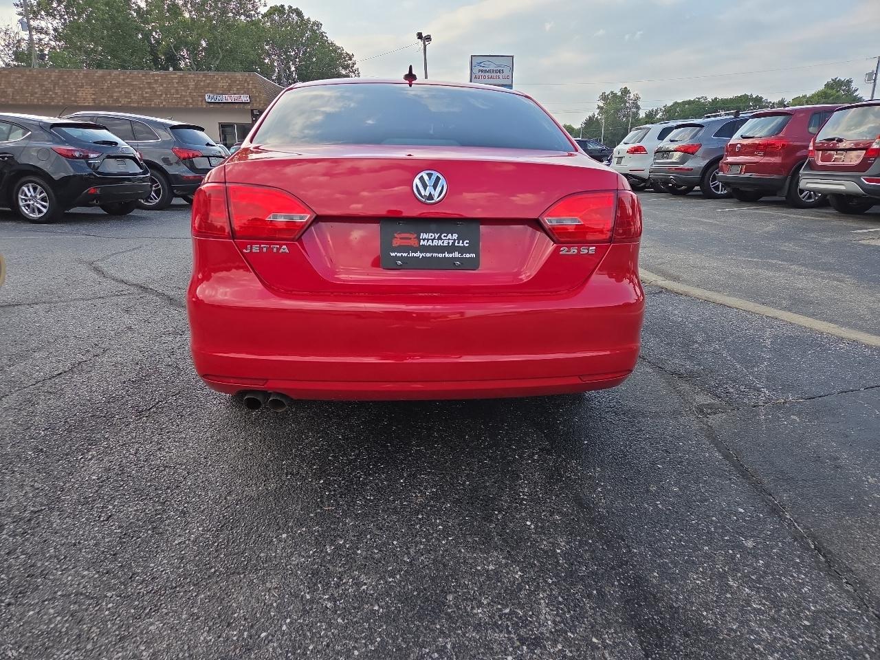 Volkswagen Jetta SE 2012