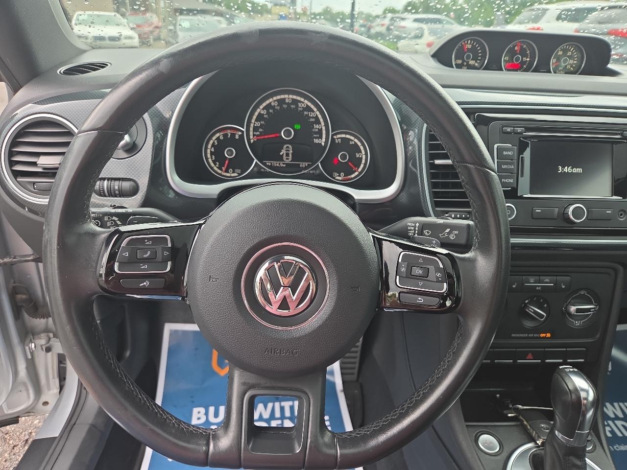 Volkswagen Beetle 2.0T Turbo w/Sunroof & Sound 2013