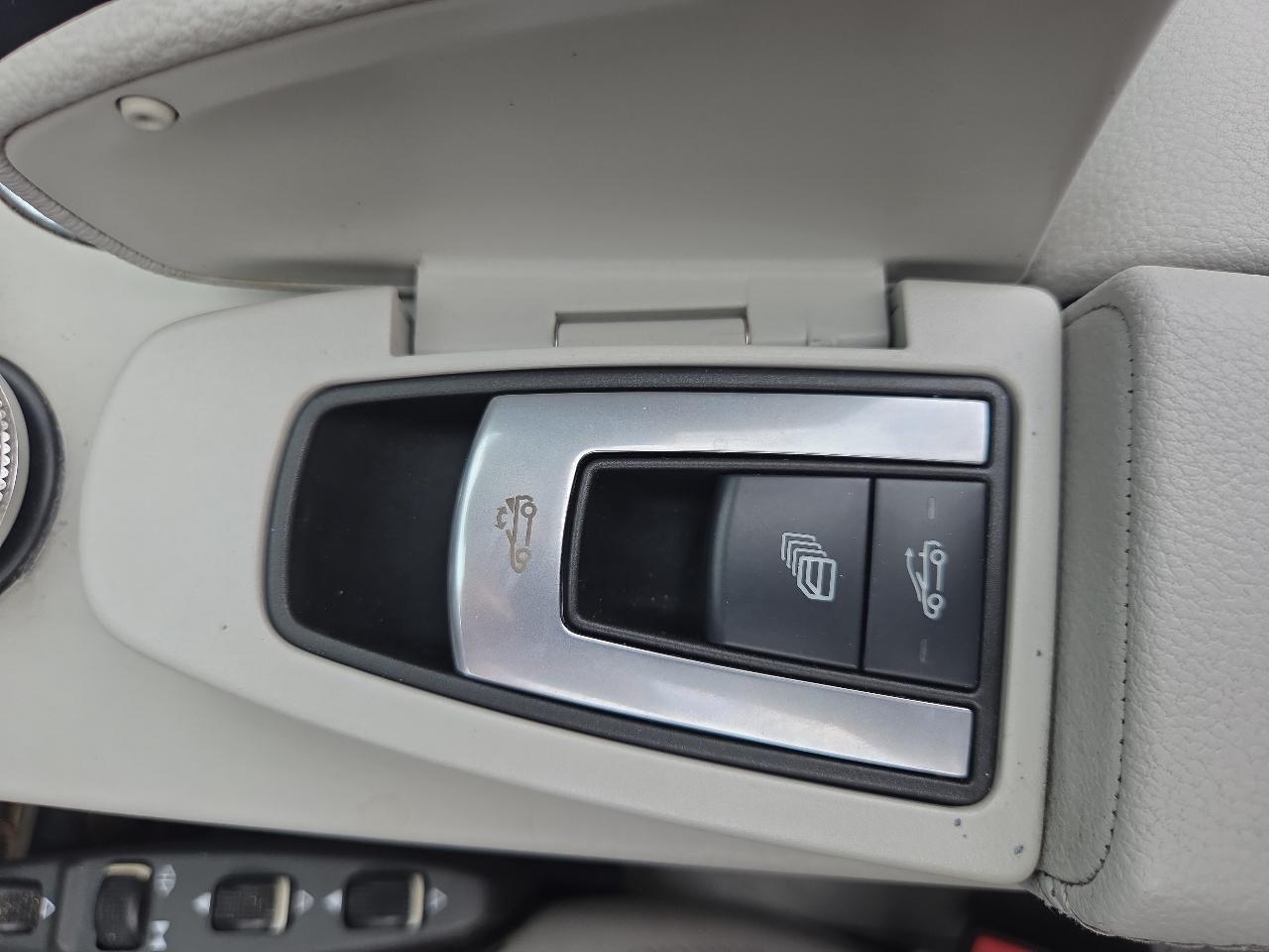 Mercedes-Benz E-Class E350 Cabriolet 2012