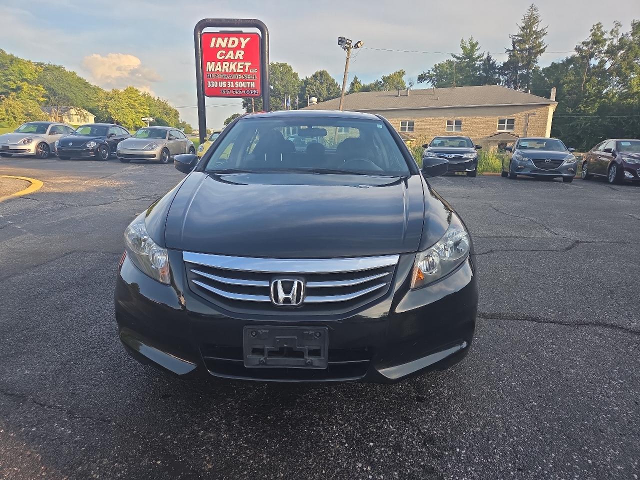 Honda Accord EX Sedan AT 2012