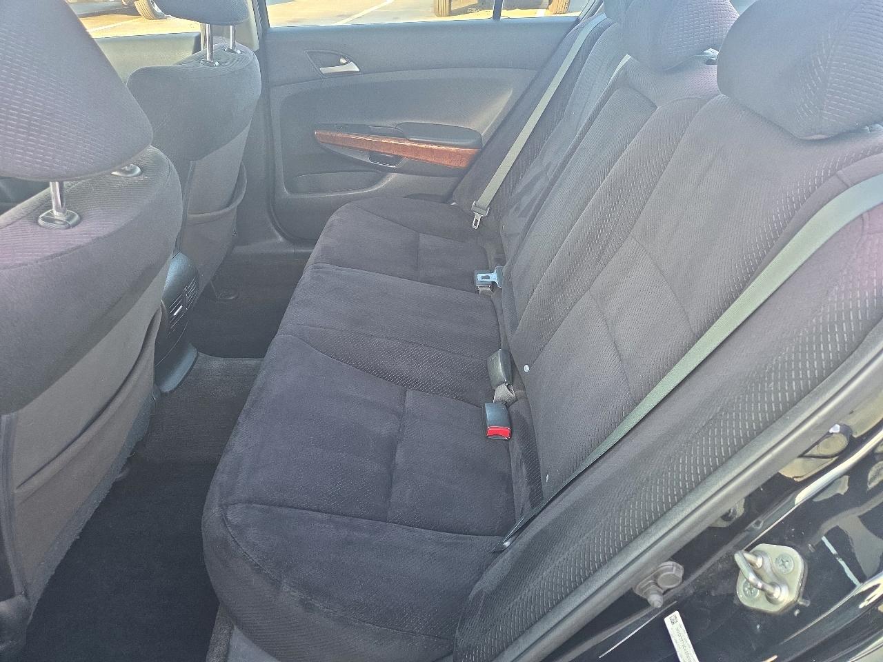Honda Accord EX Sedan AT 2012