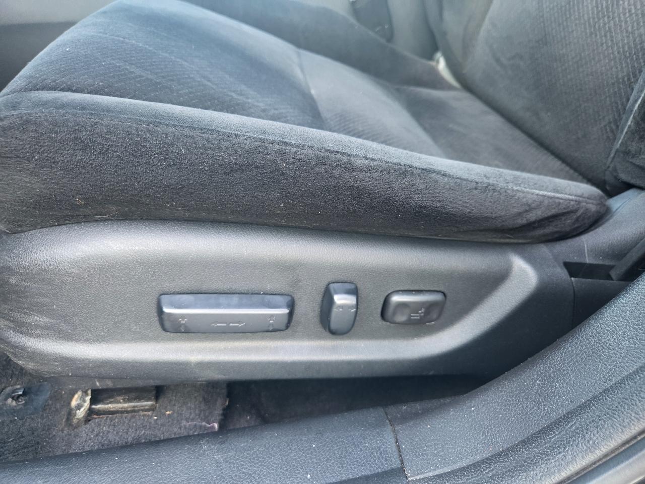 Honda Accord EX Sedan AT 2012