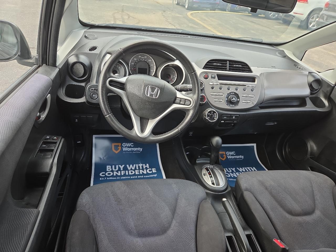 Honda Fit Sport 5-Speed AT 2011