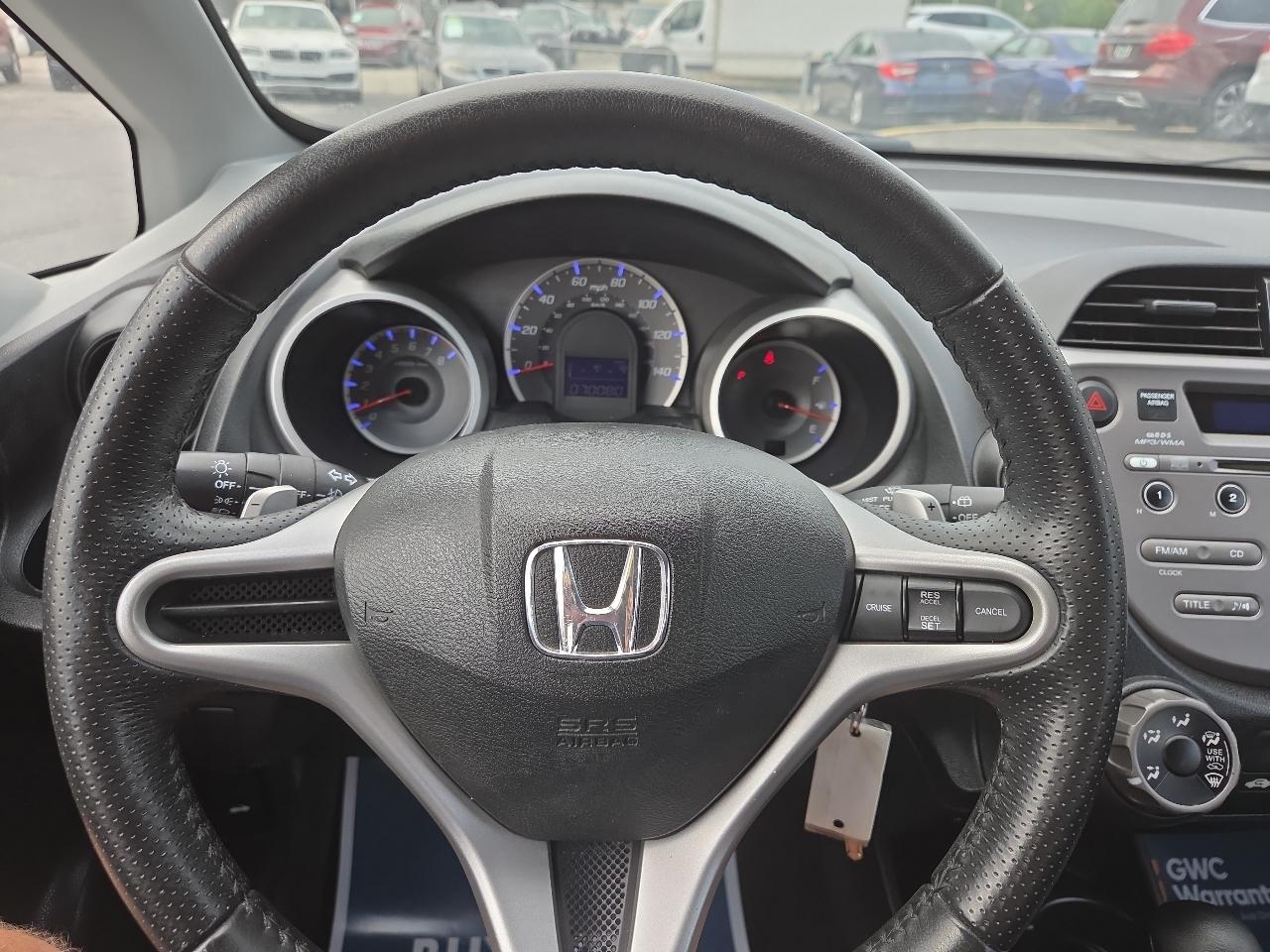 Honda Fit Sport 5-Speed AT 2011
