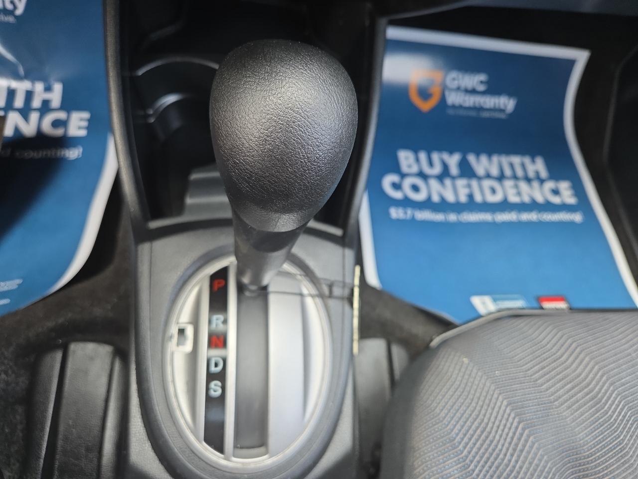Honda Fit Sport 5-Speed AT 2011