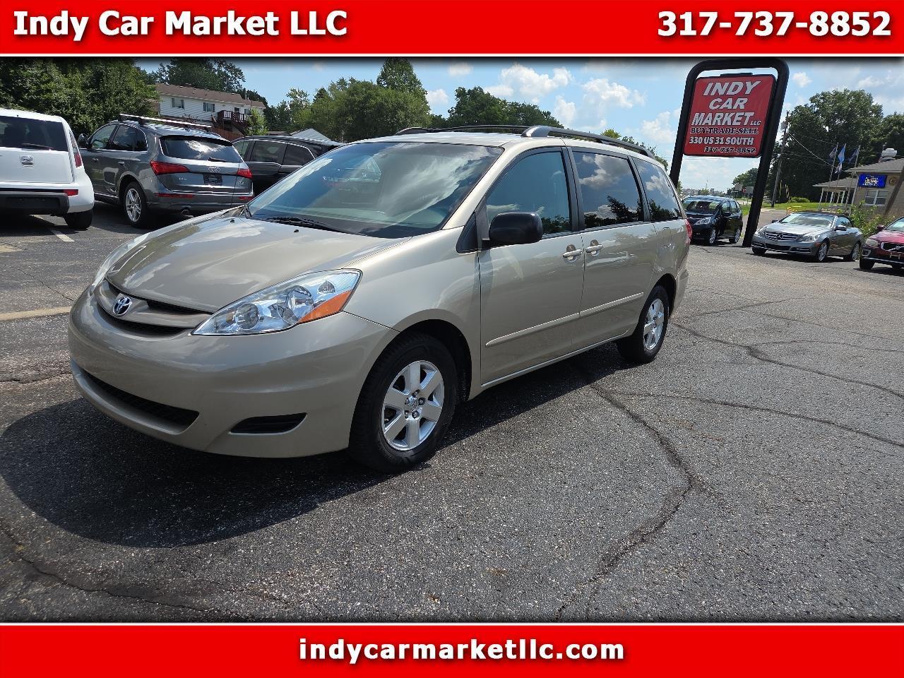 Toyota Sienna LE FWD 7-Passenger Seating 2008