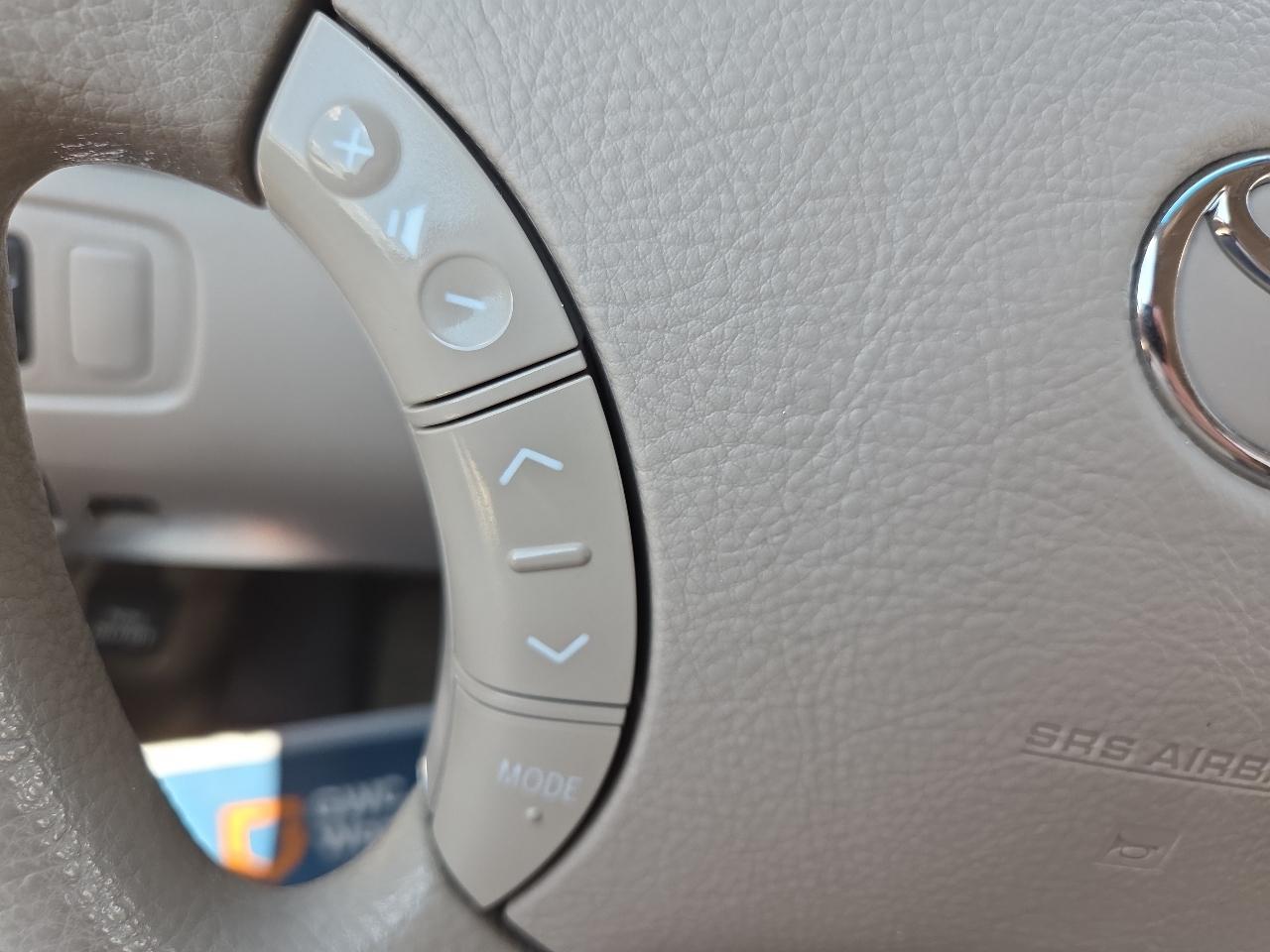 Toyota Sienna LE FWD 7-Passenger Seating 2008