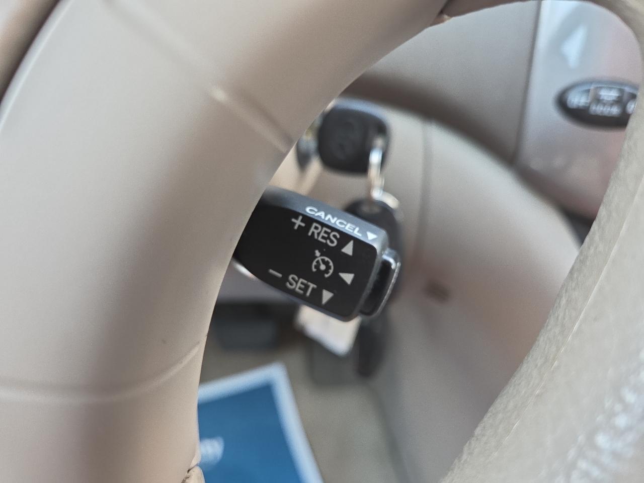 Toyota Sienna LE FWD 7-Passenger Seating 2008
