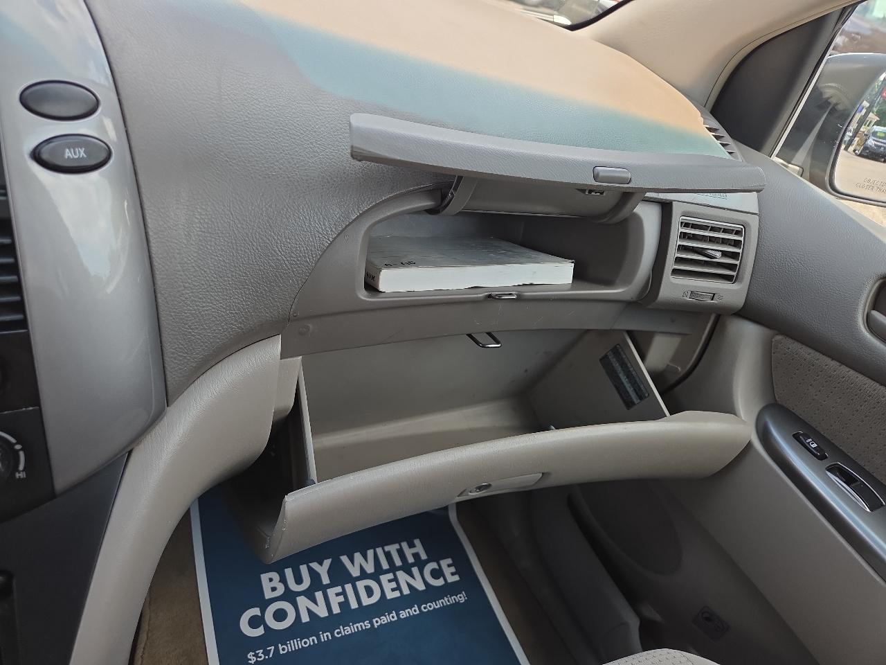 Toyota Sienna LE FWD 7-Passenger Seating 2008