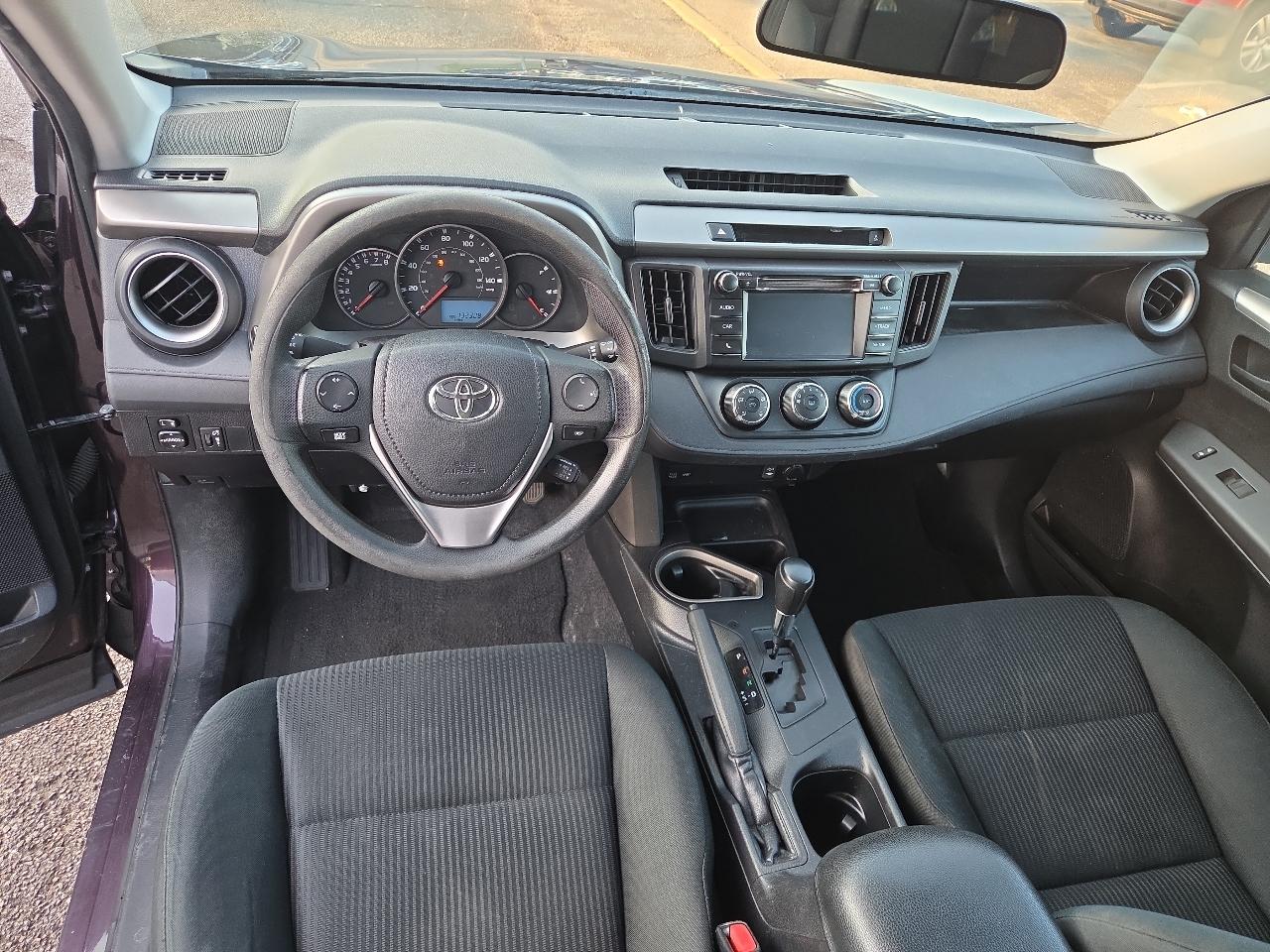 Toyota RAV4 LE AWD 2016