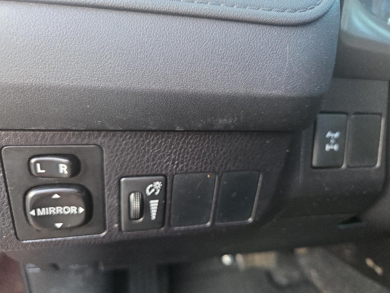 Toyota RAV4 LE AWD 2016
