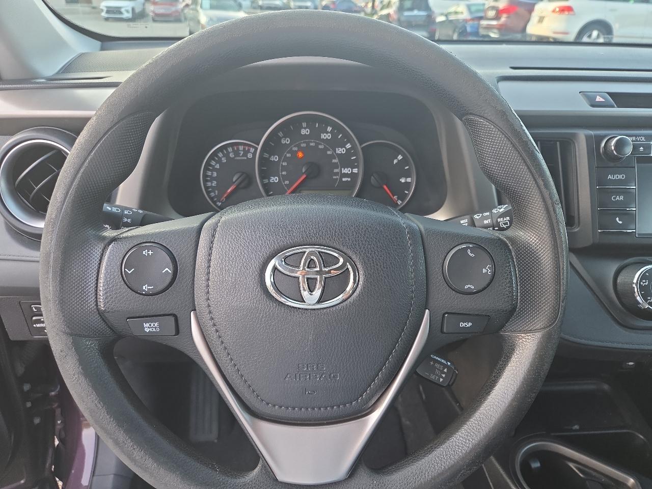 Toyota RAV4 LE AWD 2016