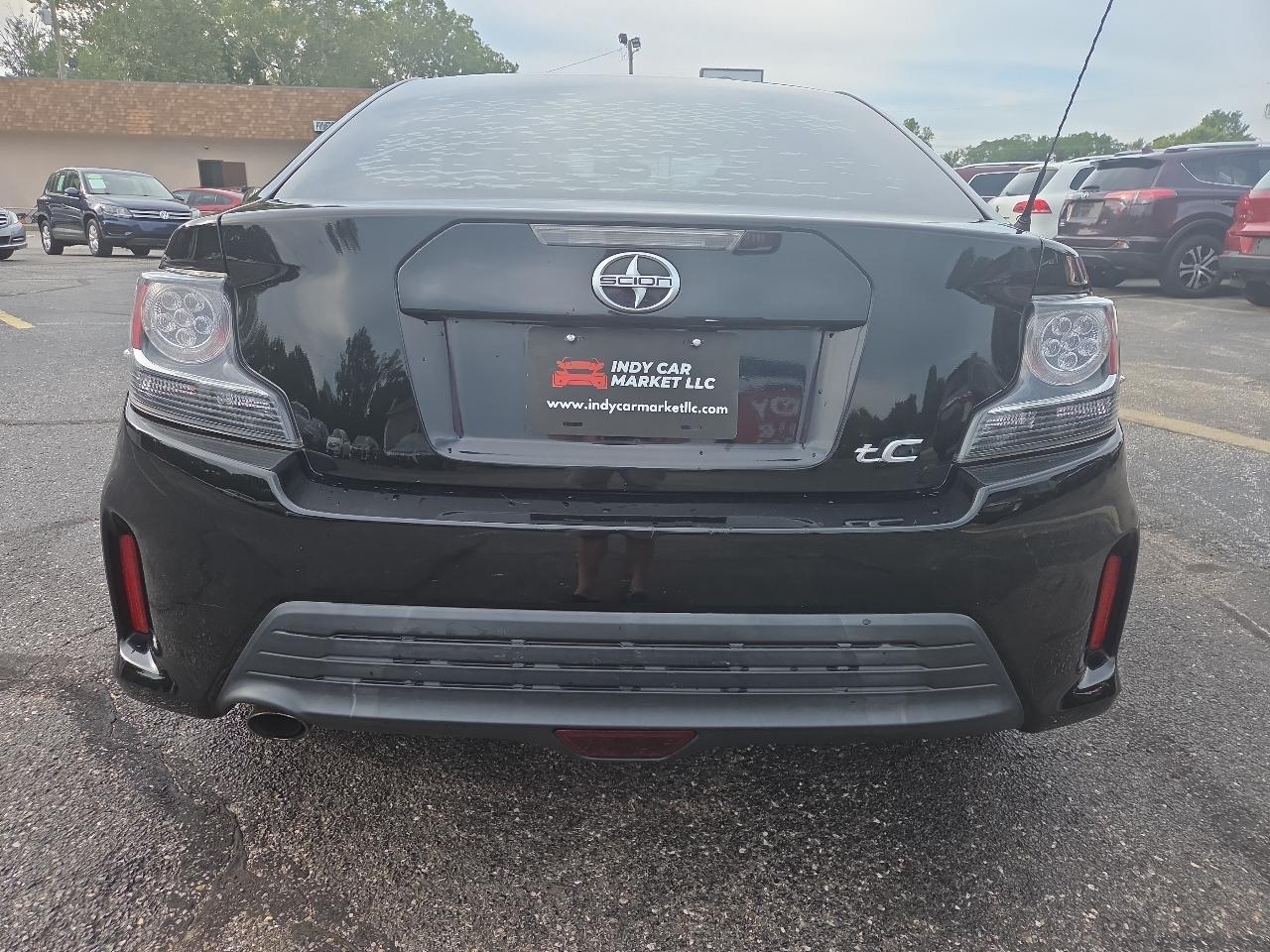 Scion tC Sports Coupe 6-Spd AT 2015
