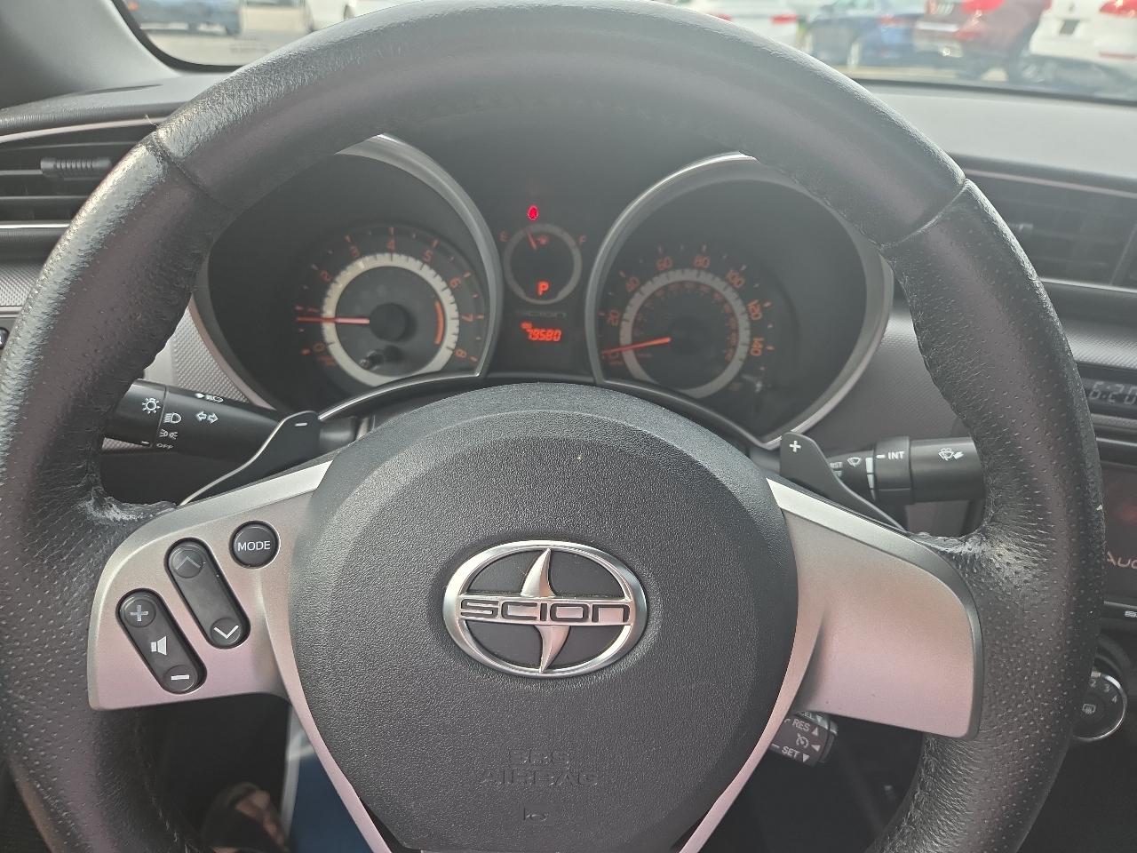 Scion tC Sports Coupe 6-Spd AT 2015