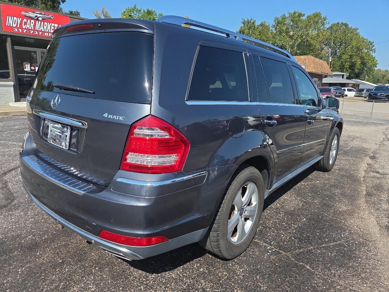 Mercedes-Benz GL-Class GL450 4MATIC 2011
