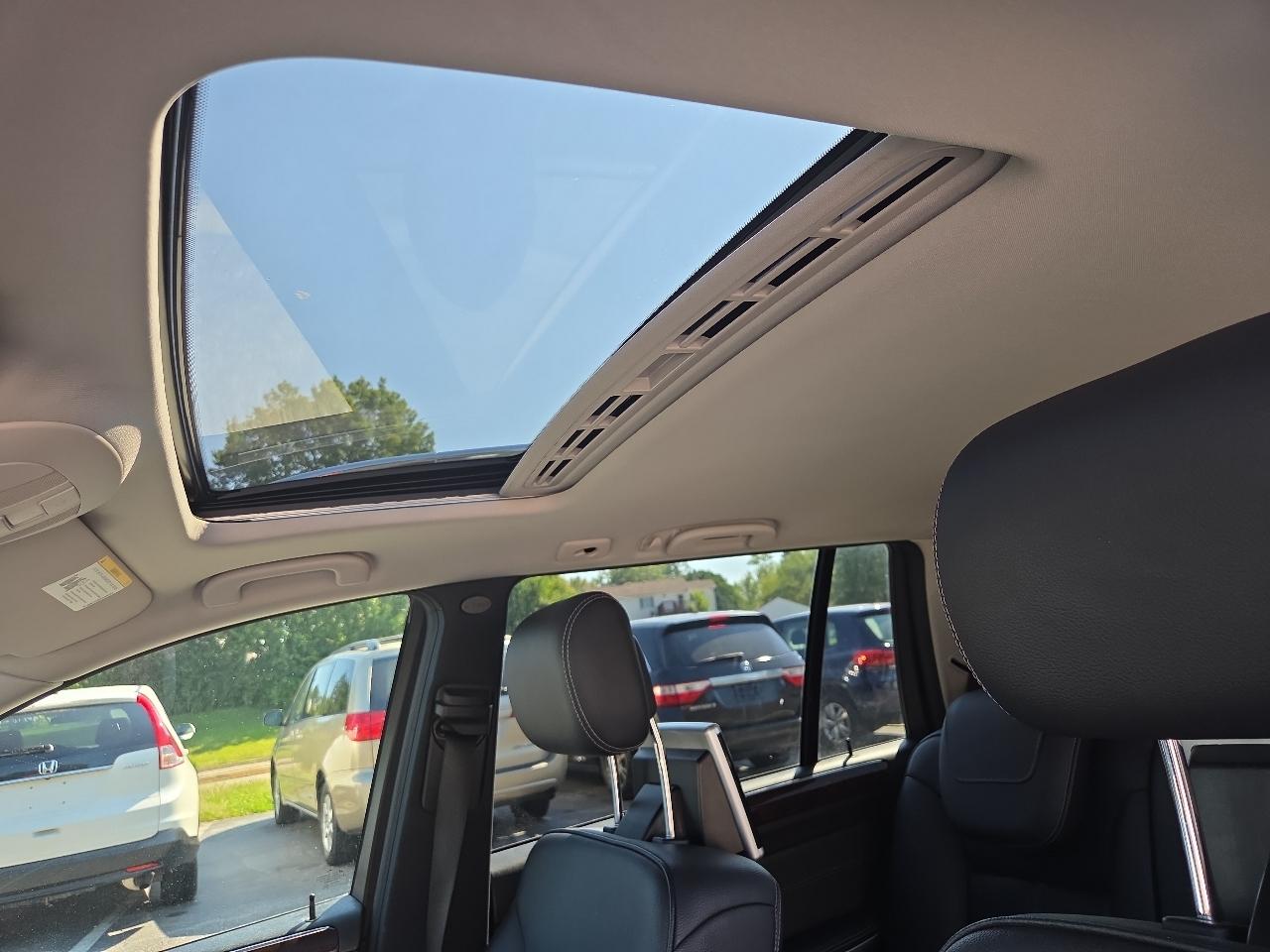 Mercedes-Benz GL-Class GL450 4MATIC 2011