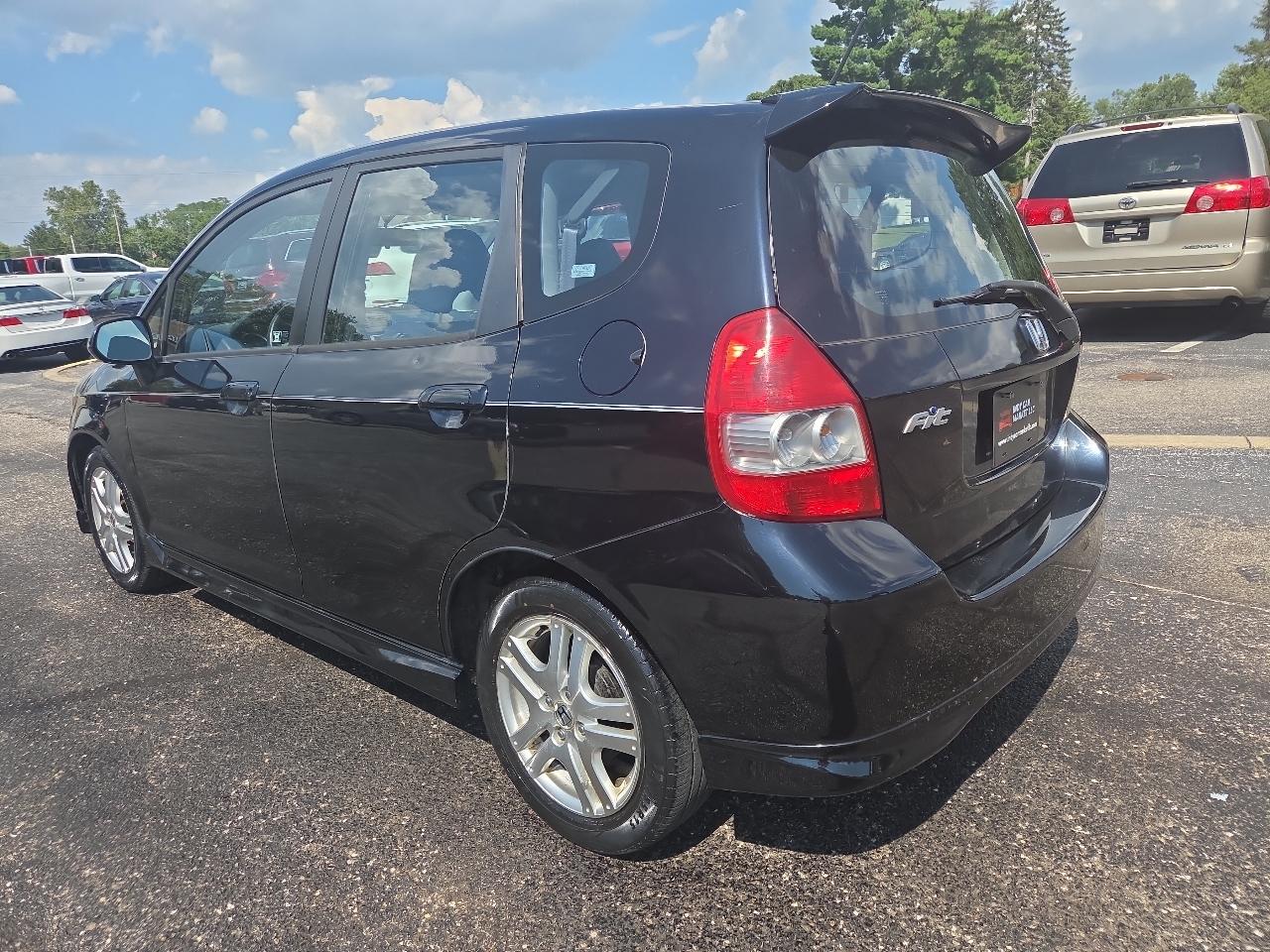 Honda Fit Sport 5-Speed AT 2007