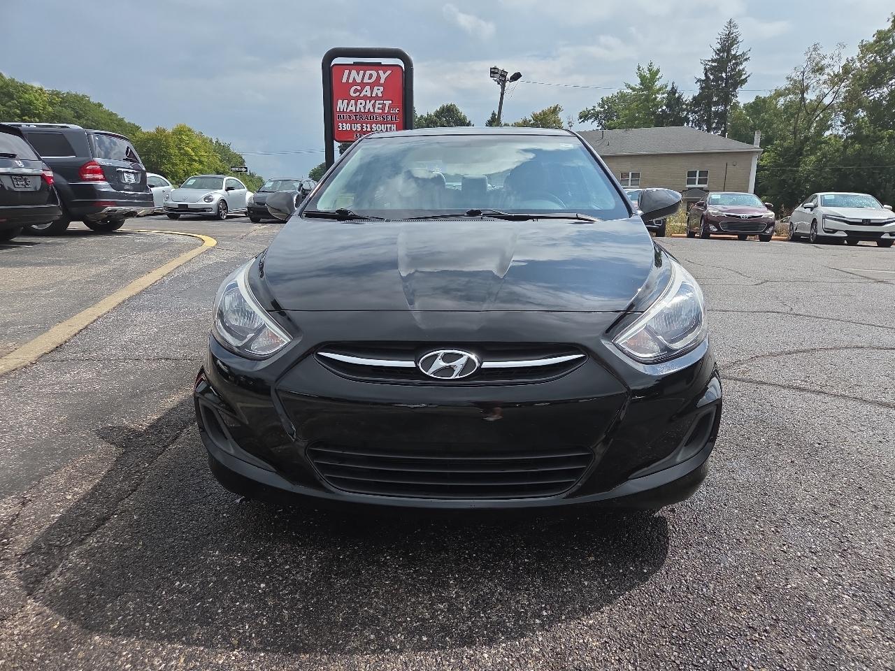 Hyundai Accent GLS 4-Door 6A 2015