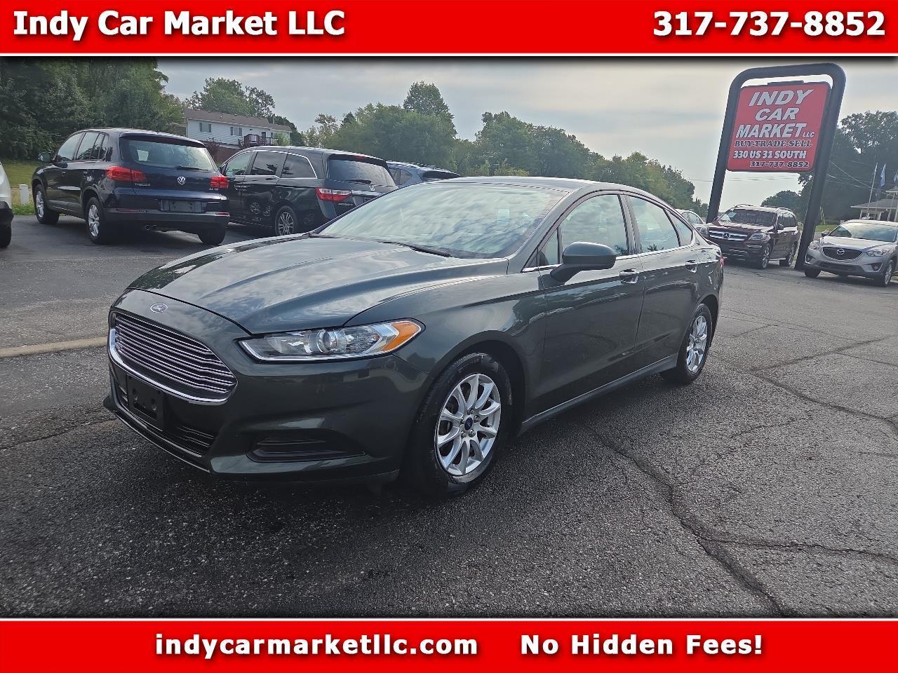 Ford Fusion S 2015