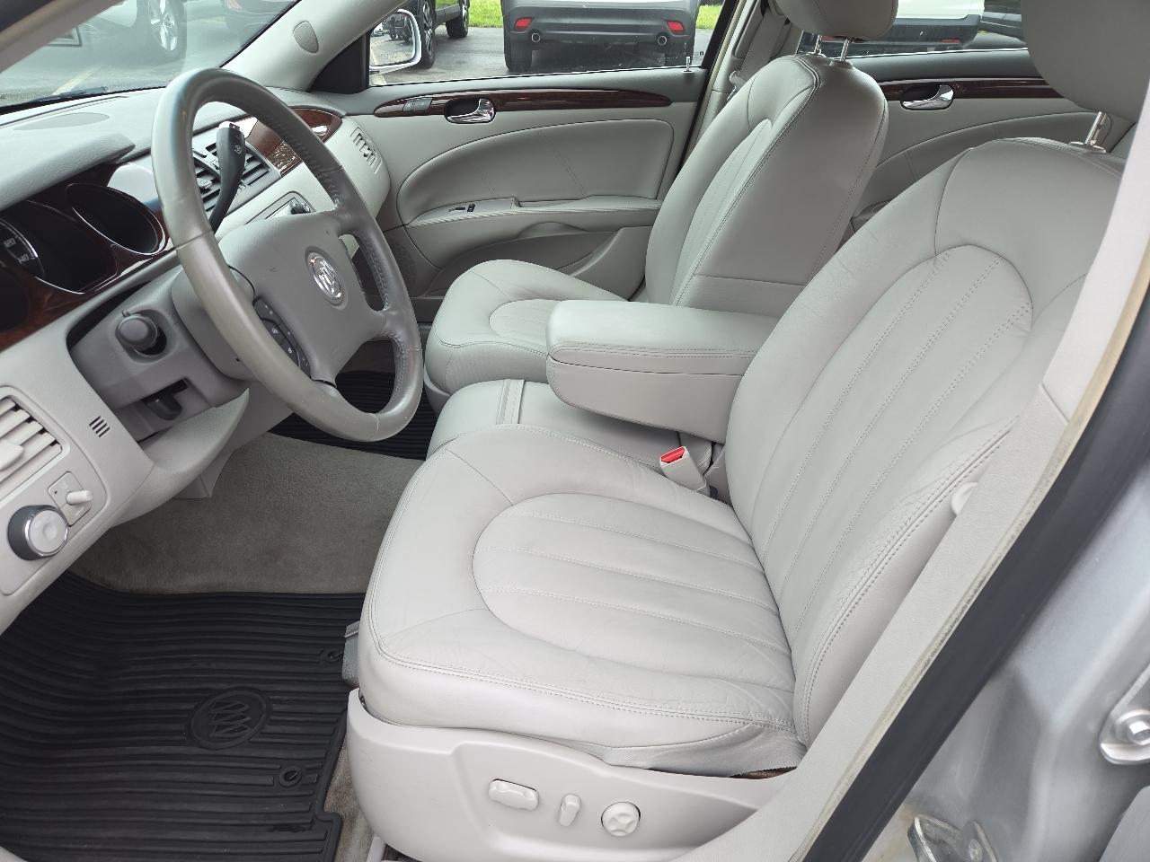 Buick Lucerne CXL Premium 2011