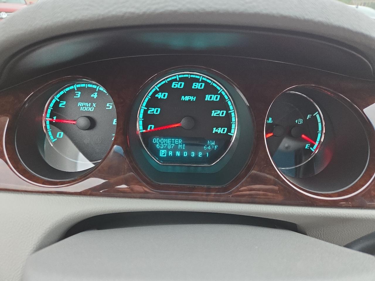 Buick Lucerne CXL Premium 2011