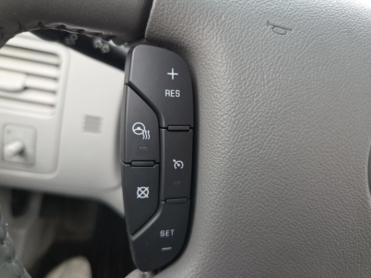 Buick Lucerne CXL Premium 2011