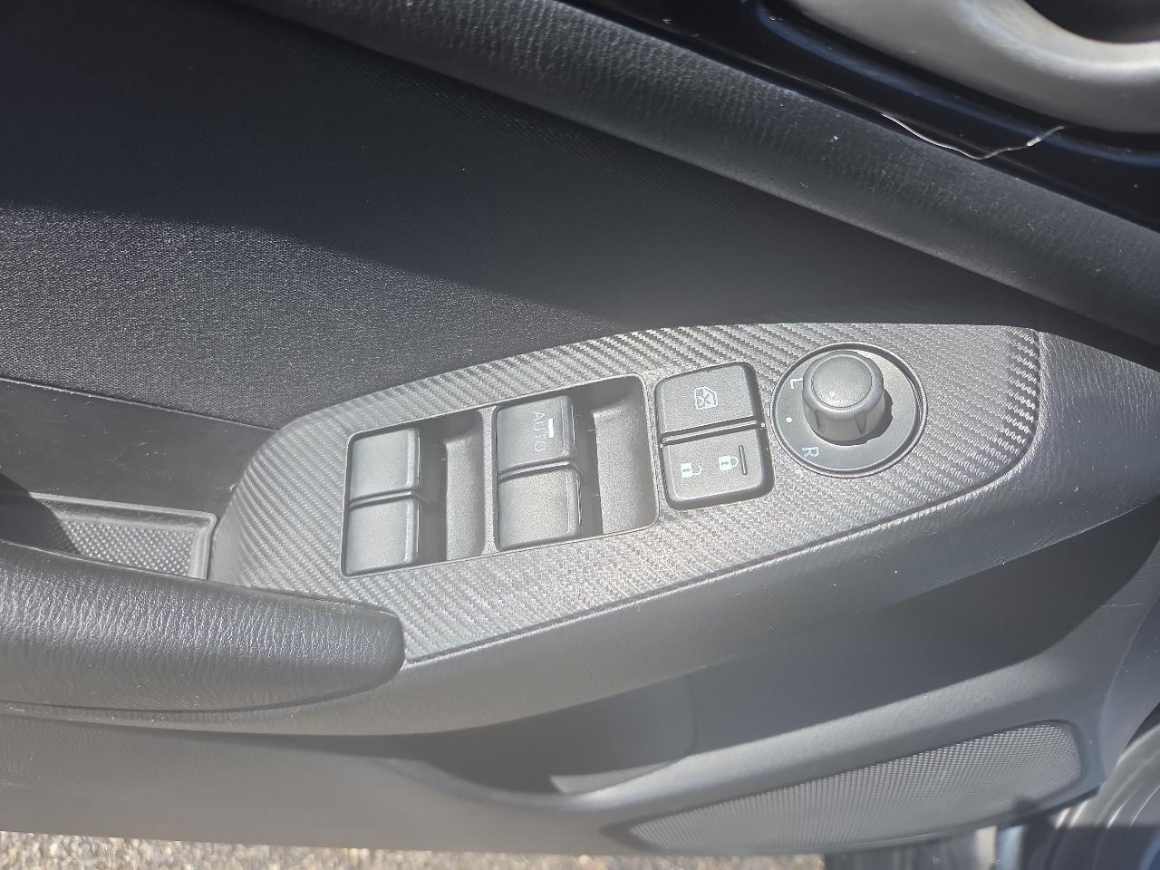 Mazda MAZDA3 i Touring AT 4-Door 2014