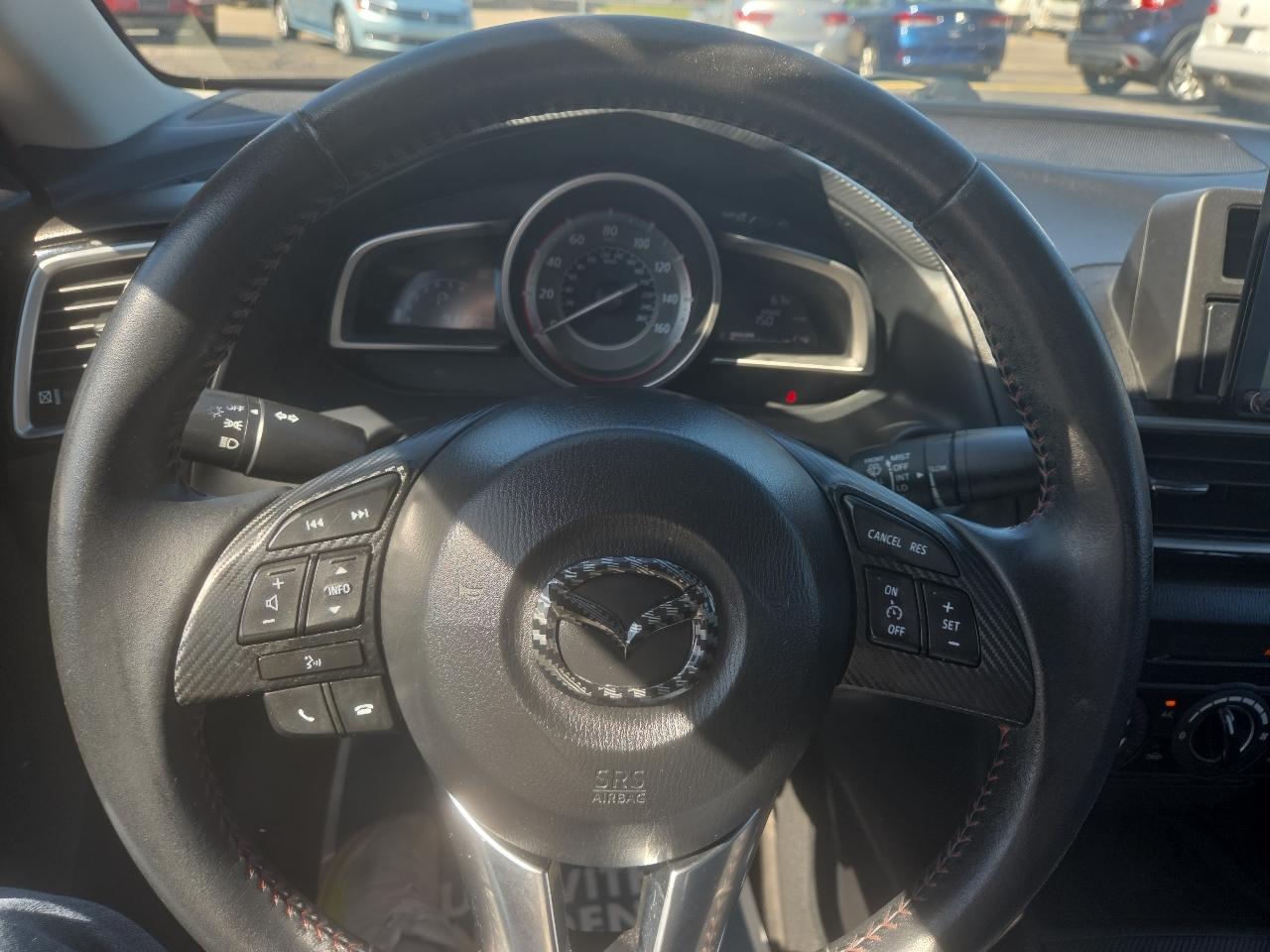 Mazda MAZDA3 i Touring AT 4-Door 2014