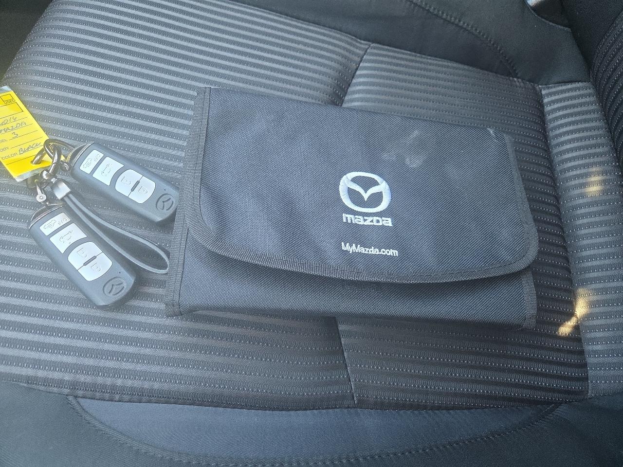 Mazda MAZDA3 i Touring AT 4-Door 2014