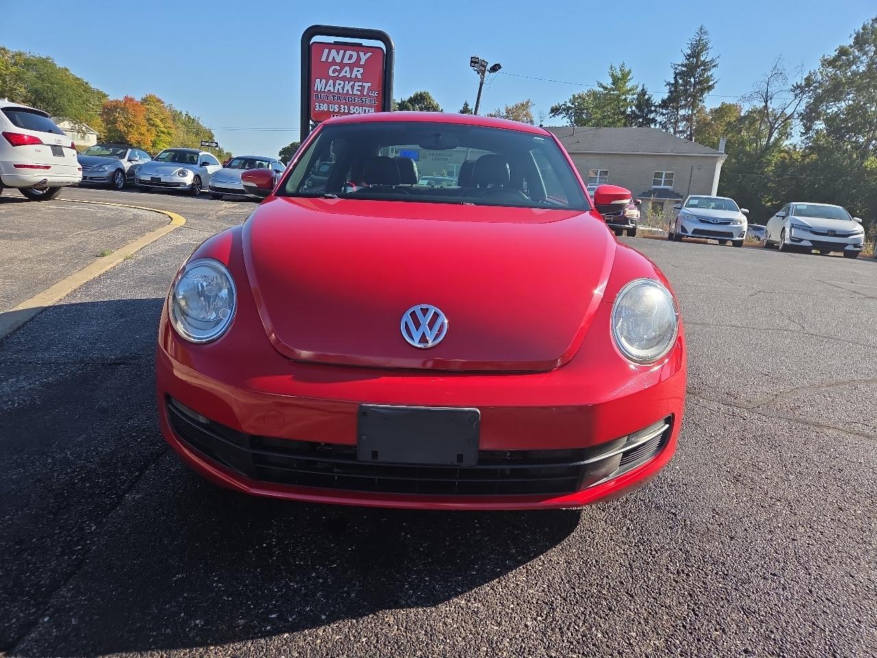 Volkswagen Beetle  2012