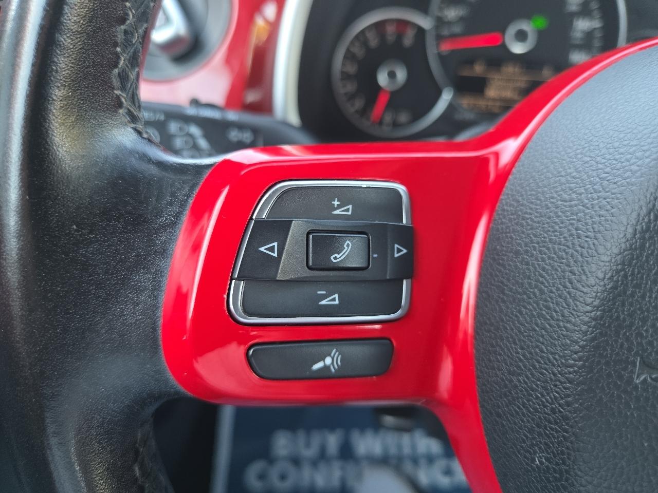 Volkswagen Beetle  2012
