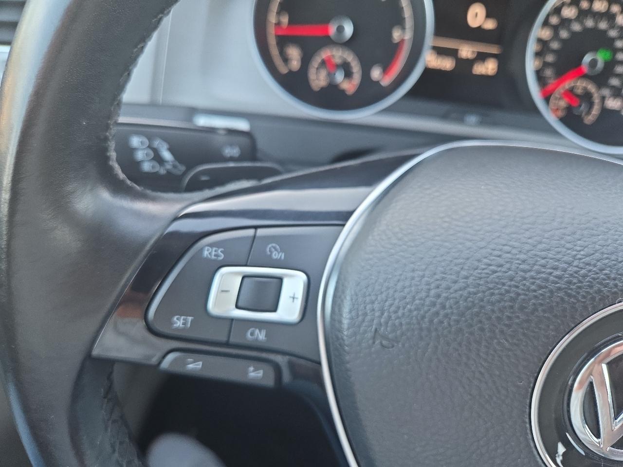 Volkswagen Golf TDI S 6A 2015
