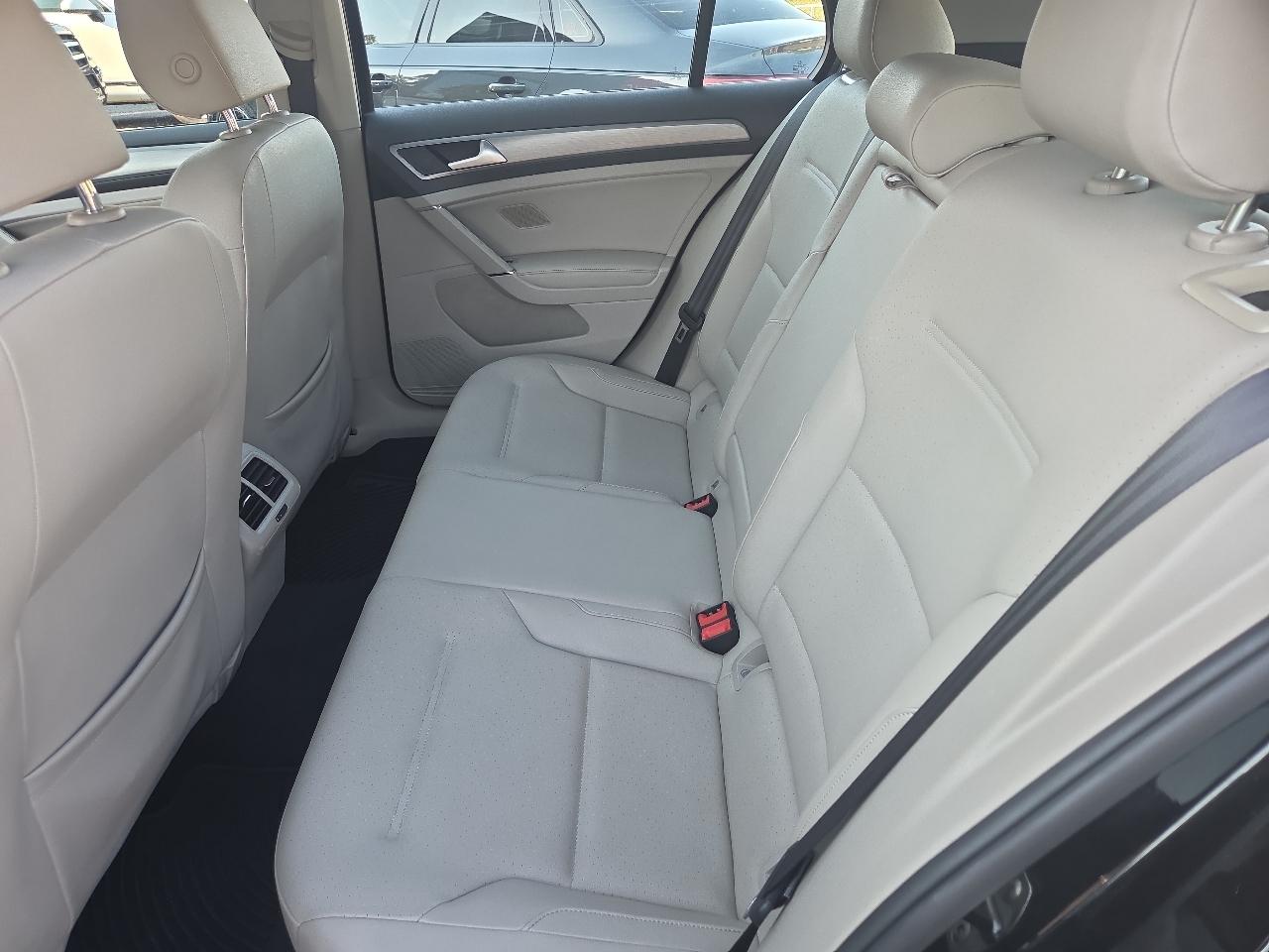 Volkswagen Golf TDI S 6A 2015